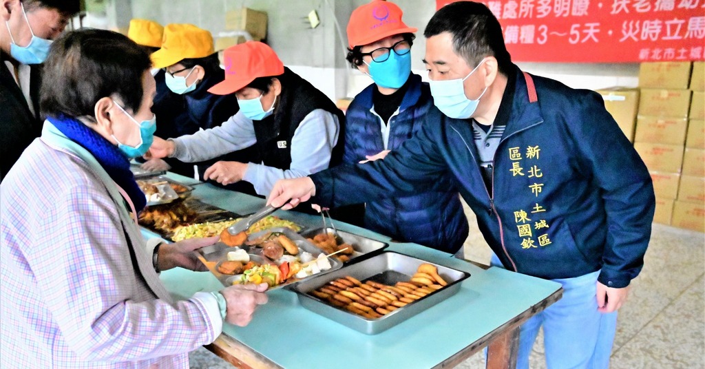 一起打飯菜.jpg