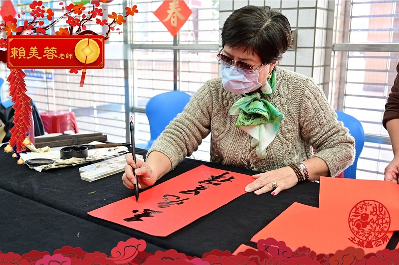 歡喜迎兔年春聯年畫贈送市民24.jpg