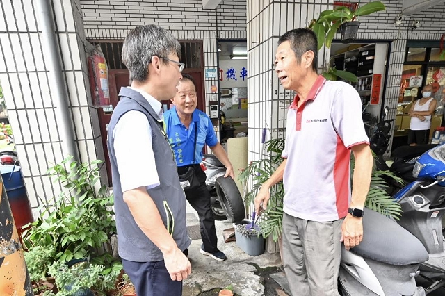 病媒防治登革熱小黑蚊孑孓宣導活動04.jpg