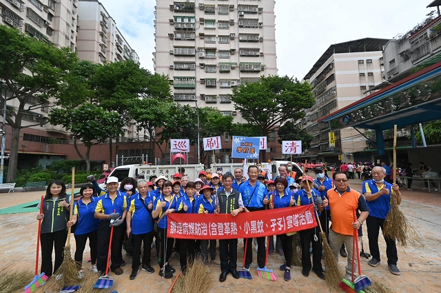 病媒防治登革熱小黑蚊孑孓宣導活動06.jpg