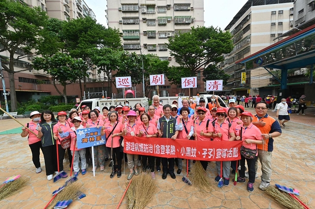 病媒防治登革熱小黑蚊孑孓宣導活動08.jpg