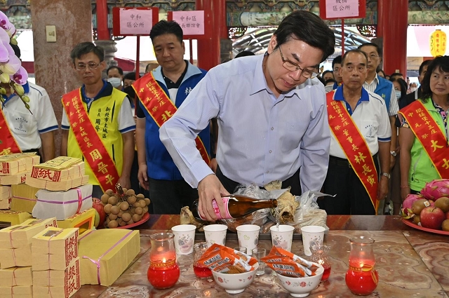 112土城大墓公中元祭典11.jpg