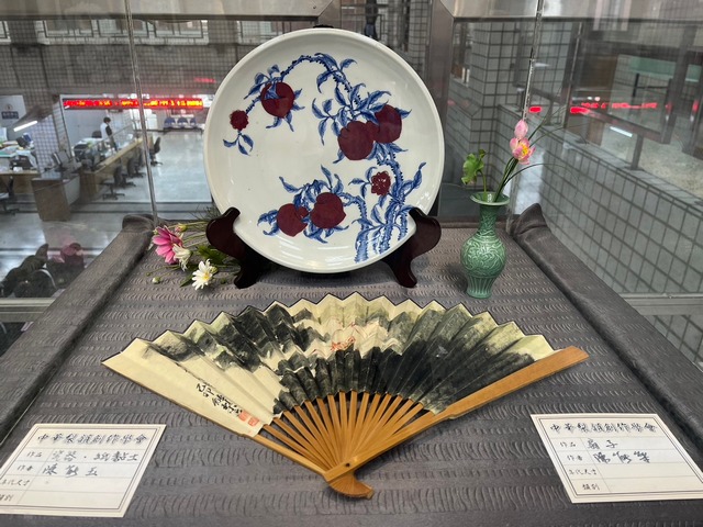 龍情墨藝-中華梨韻創作學會書畫聯展06.jpg
