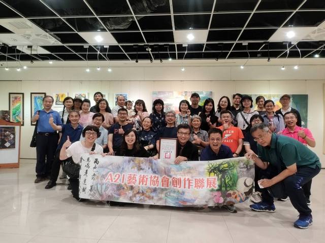A21藝術協會2024創作聯展02.jpg