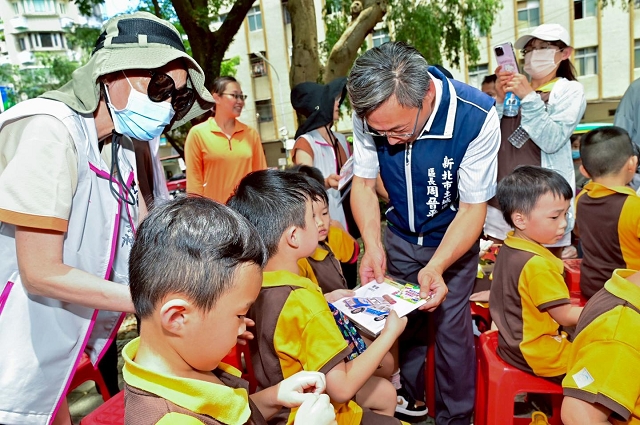 清水社區公園兒童交通遊戲場啟用08.jpg