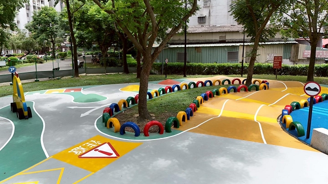 清水社區公園兒童交通遊戲場啟用11.jpg